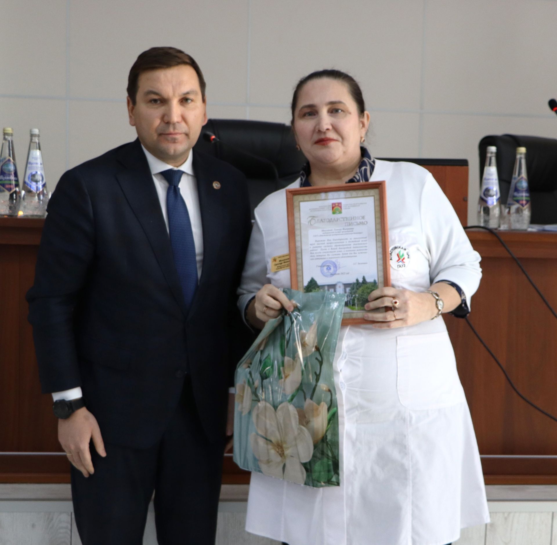 Апаста медицина хезмәткәрләре эшчәнлеккә нәтиҗә ясады