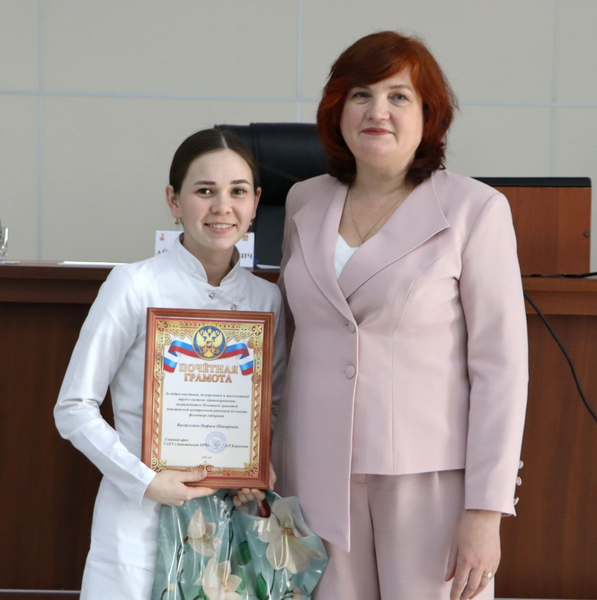 Апаста медицина хезмәткәрләре эшчәнлеккә нәтиҗә ясады