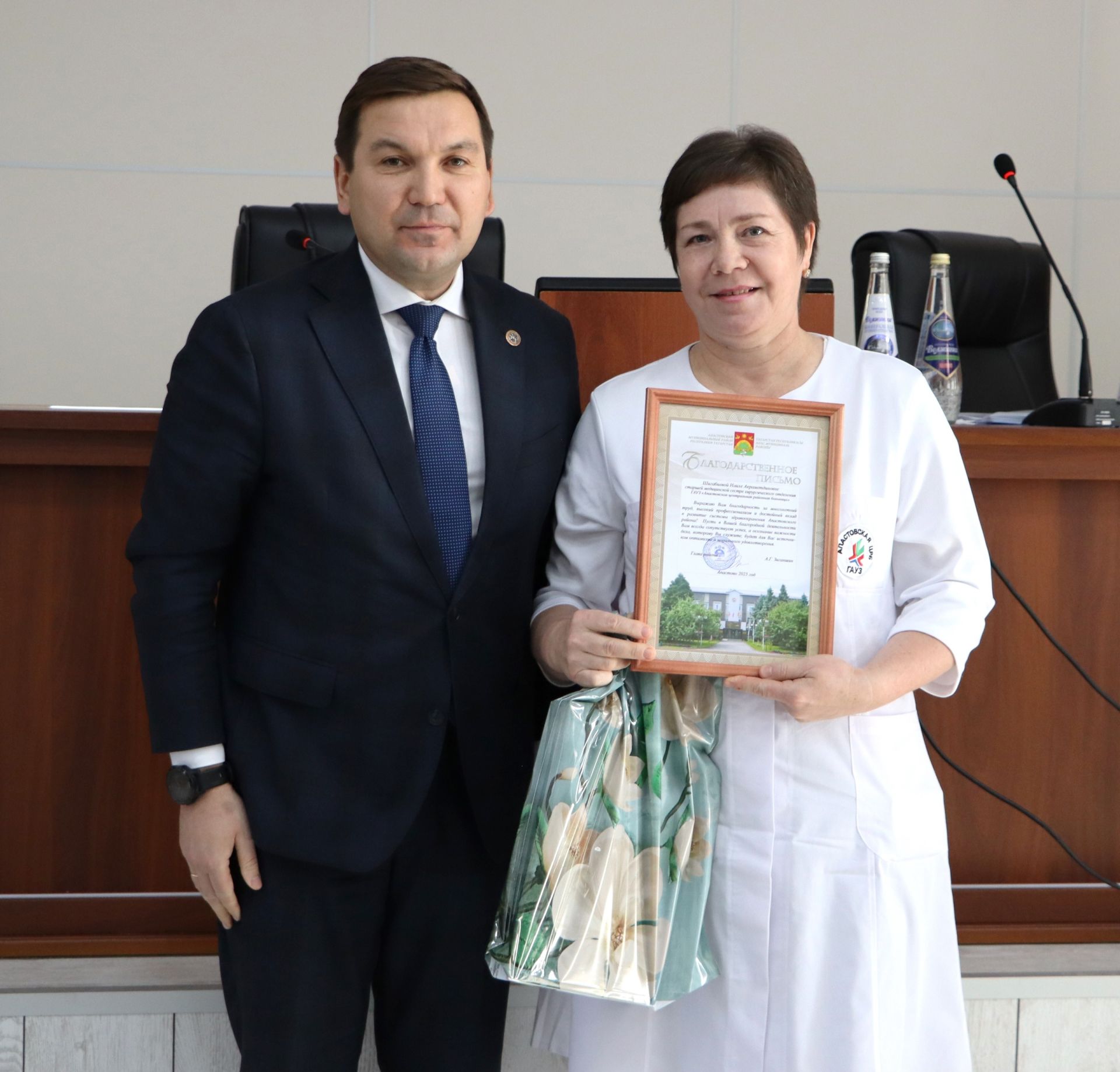 Апаста медицина хезмәткәрләре эшчәнлеккә нәтиҗә ясады