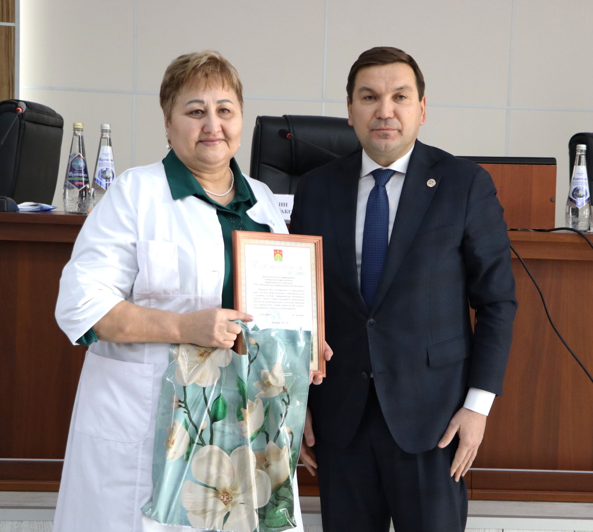 Апаста медицина хезмәткәрләре эшчәнлеккә нәтиҗә ясады