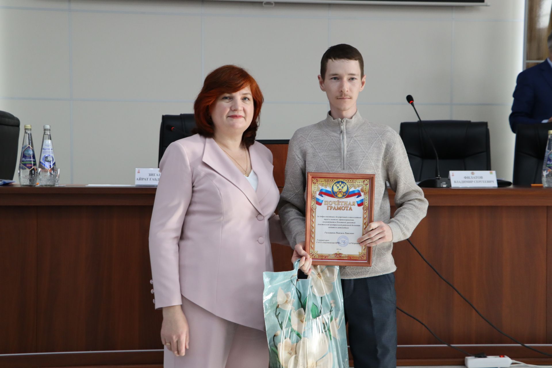 Апаста медицина хезмәткәрләре эшчәнлеккә нәтиҗә ясады