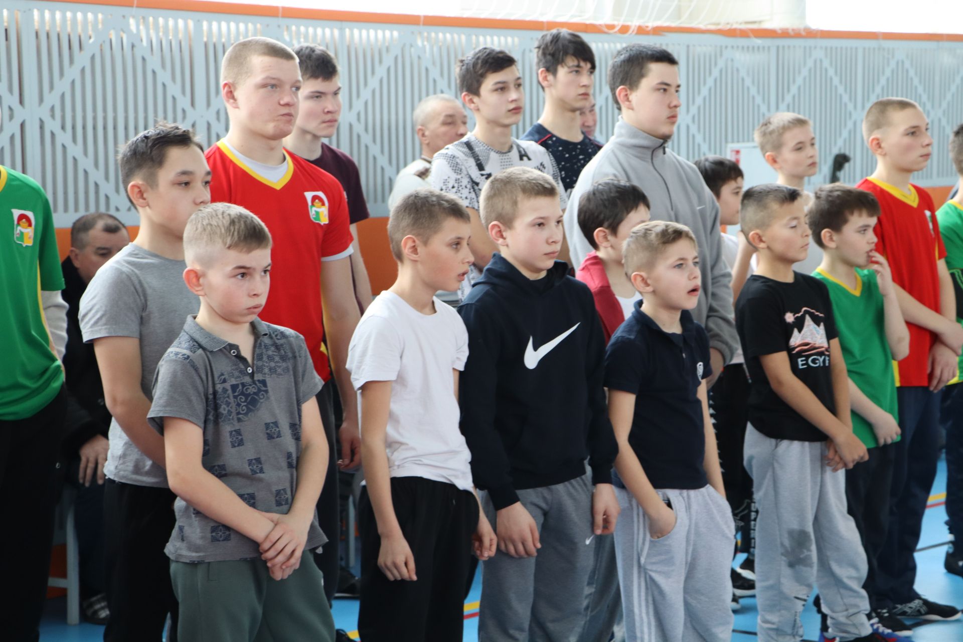 Апаста район башлыгы призларына көрәш ярышлары узды