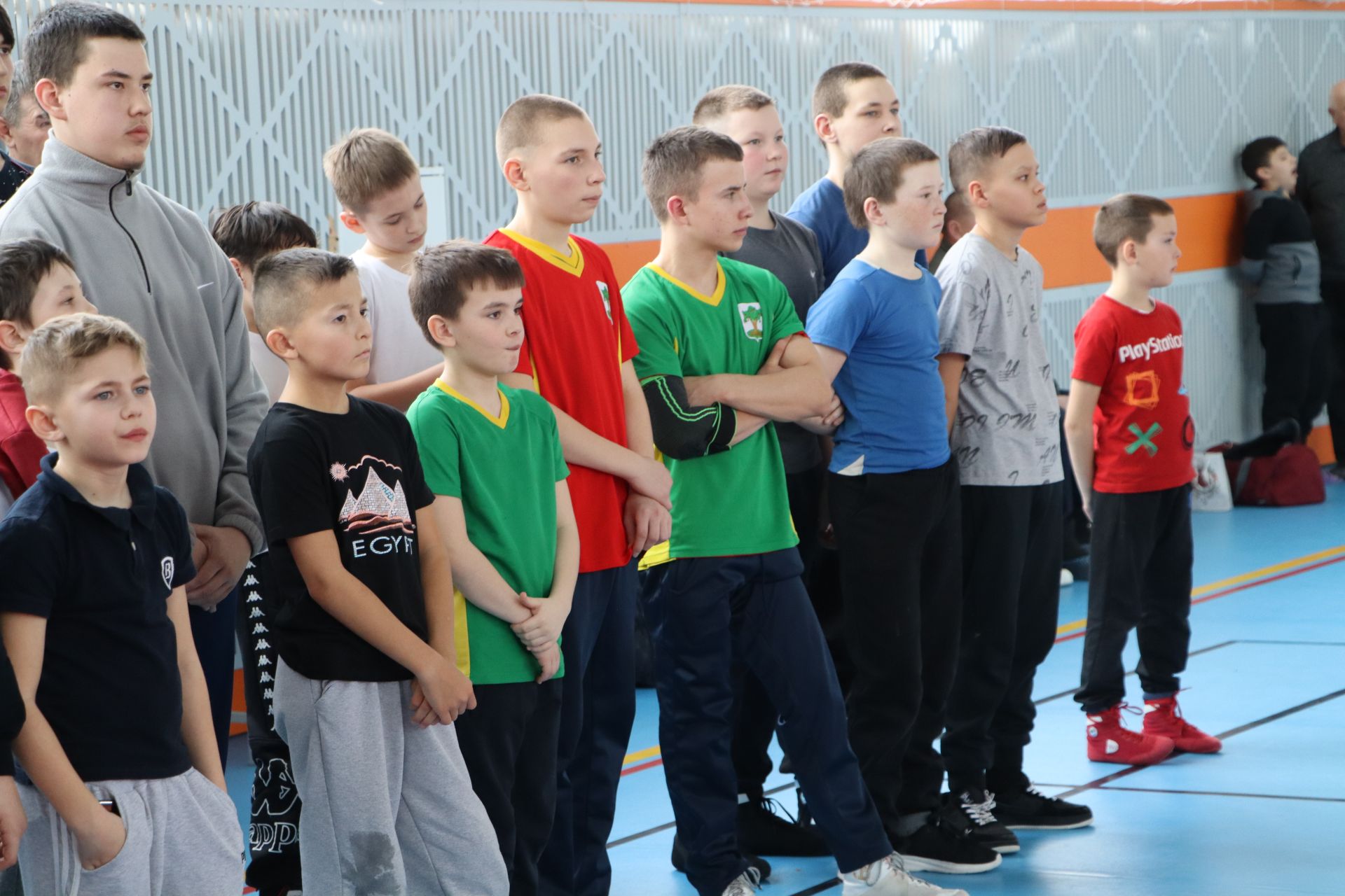 Апаста район башлыгы призларына көрәш ярышлары узды