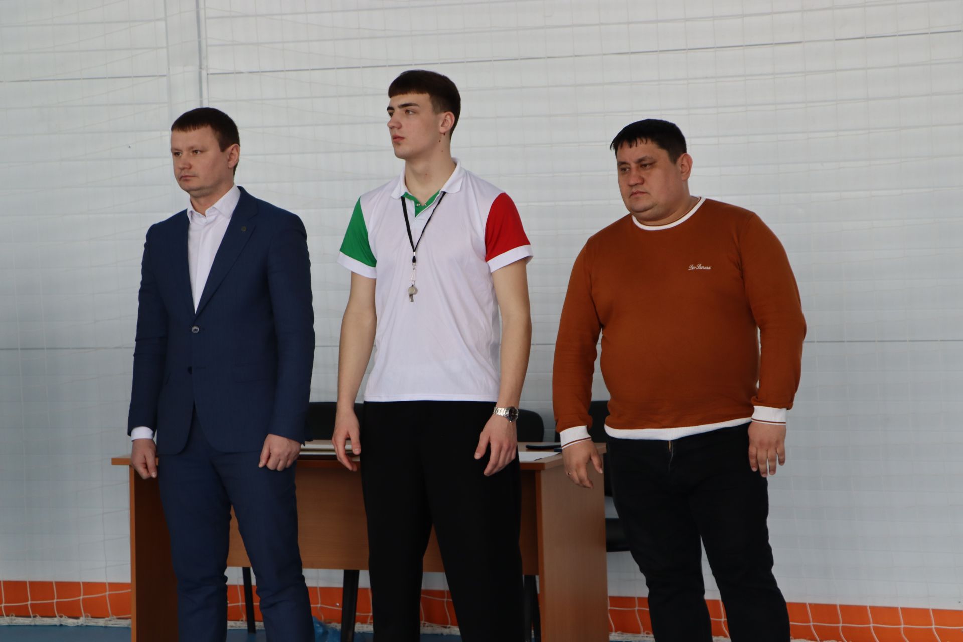 Апаста район башлыгы призларына көрәш ярышлары узды