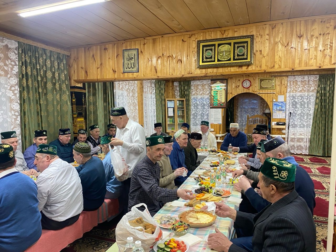 Шәүкәт Гайнетдинов: “Авылыбызда һәр көнне ифтар ашлары үтә”