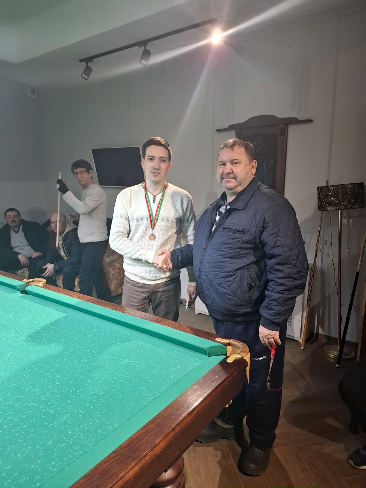 Апаста хатын-кызларның бильярд командасы оештыру уе белән яналар