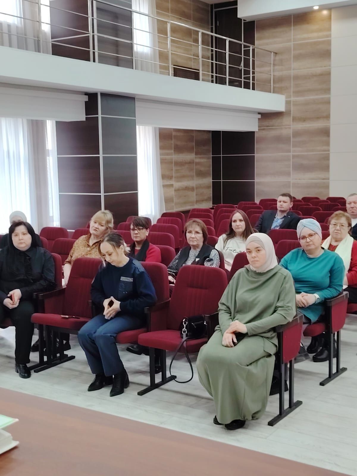 Апаста балигъ булмаган балалар эше һәм аларны яклау комиссиясенең чираттагы утырышы узды