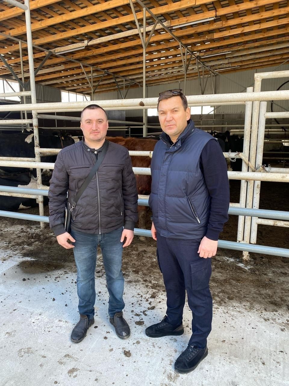 Апаста район башлыгы эшмәкәрләр эшчәнлеге белән таныша
