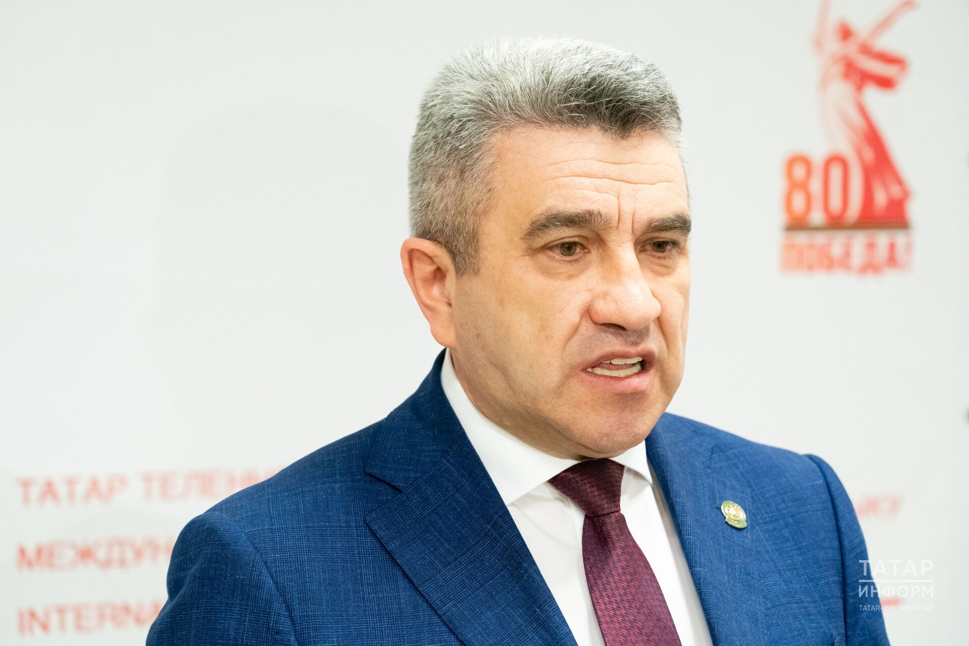 «Казанда татар теле һәм әдәбияты олимпиадасы: XII Халыкара ярыш җиңүчеләре бүләкләнде»