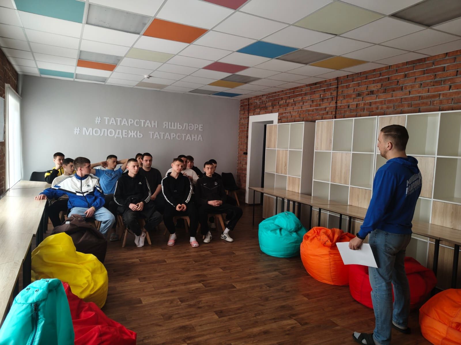 «Кибертурнир в память о герое: в молодёжном центре «Яшьлек» почтили подвиг Азизбека Сунатуллаева»