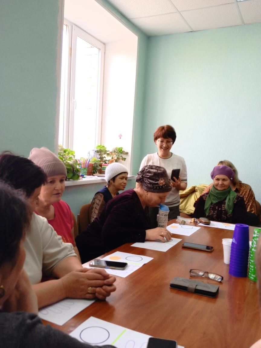Апаста өлкәннәр кызыклы дәрестә катнашты