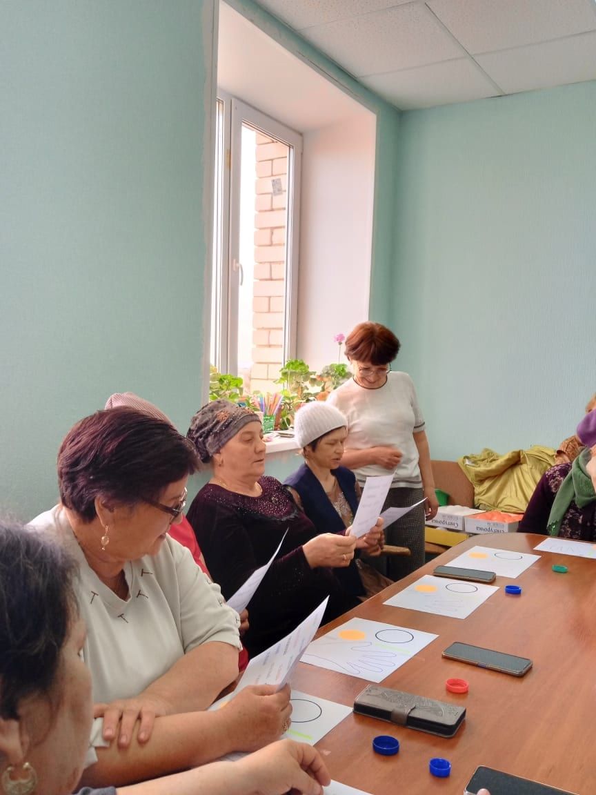 Апаста өлкәннәр кызыклы дәрестә катнашты