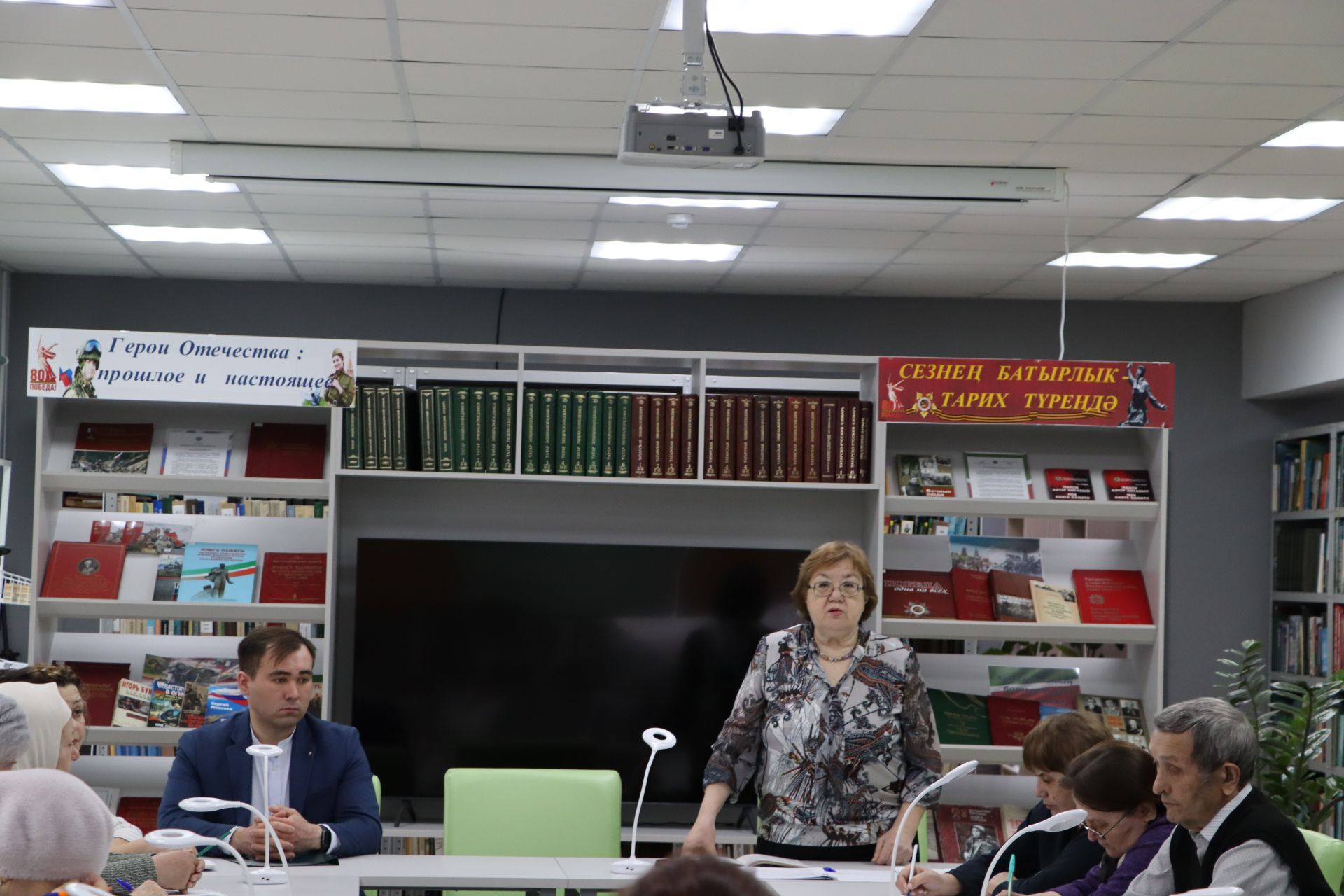 Апаста район ветераннар Советының киңәйтелгән утырышы узды