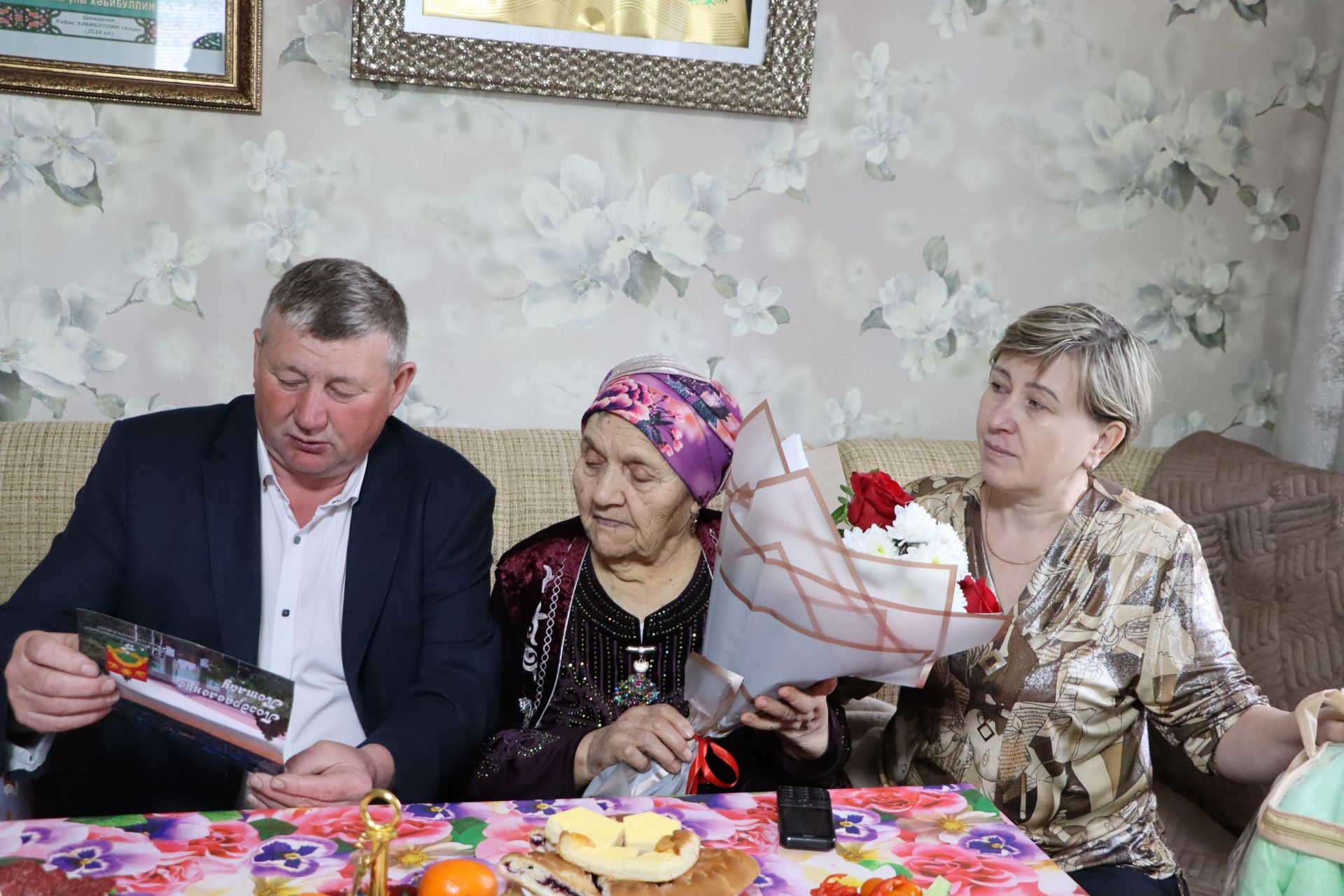 Мәгъфируз апа Хәбибуллина котлаулар кабул итте