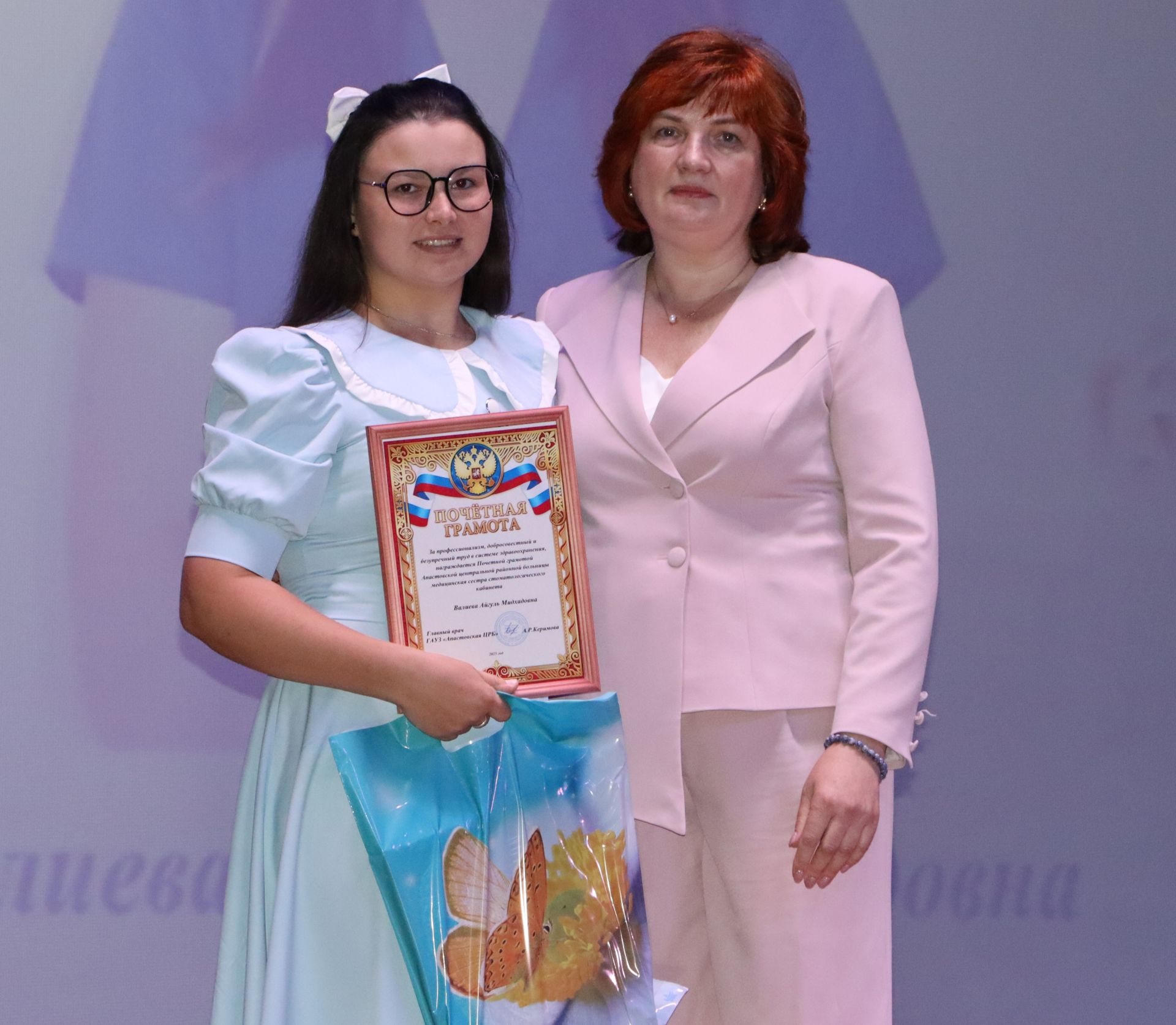 Районда медицина хезмәткәрләрен хөрмәтләделәр
