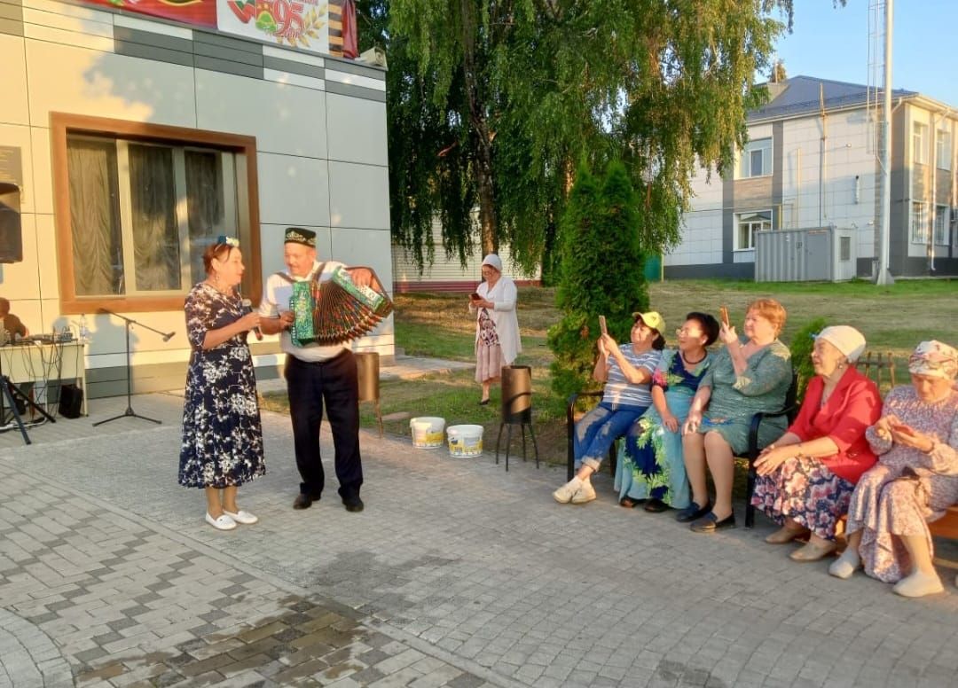 Апаста “Зәлидә”ле кичләр дәвам итә