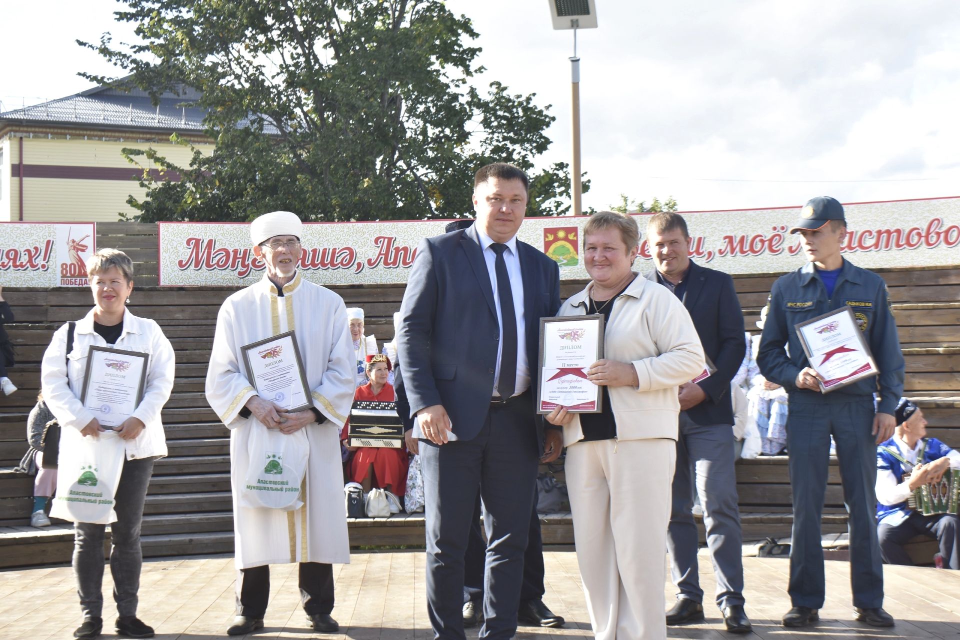 Иң яхшы күргәзмәләр ачыкланды