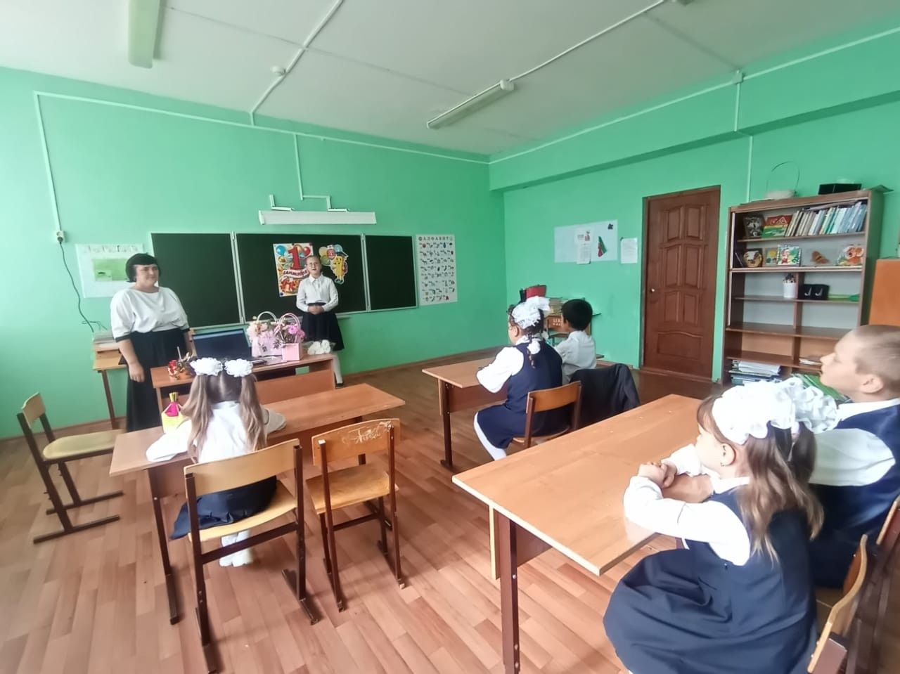 С началом учебного года в школах района прошли традиционные «Разговоры о важном»