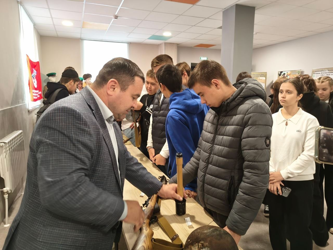 В рамках социального проекта «Мобильный музей-выставка «На защите границ. Период: Великая Отечественная война»