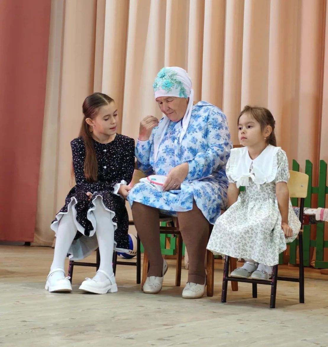 Каратун мәдәният йортында дәү әниләргә багышланган бәйрәм чарасы узды