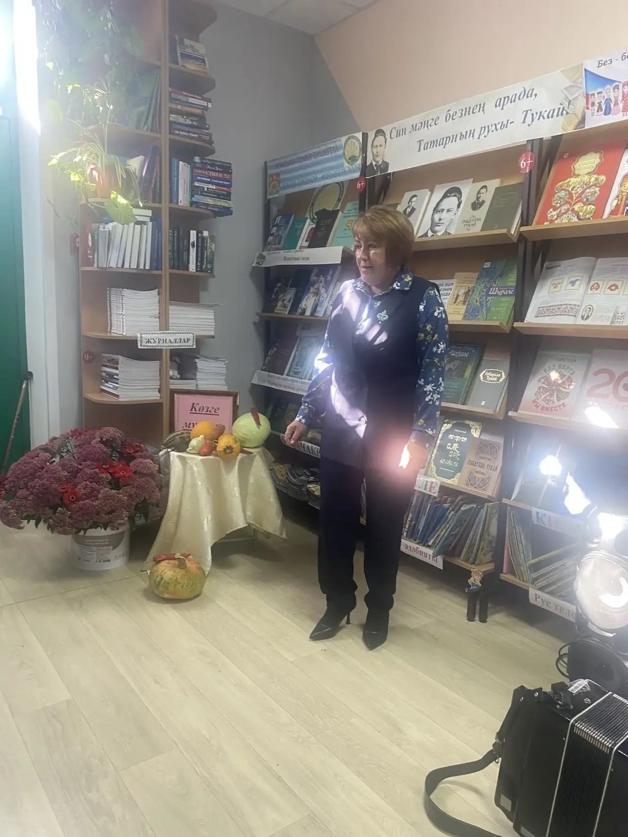 Кече Болгаерда өлкәннәр китапханәдә кунак булды