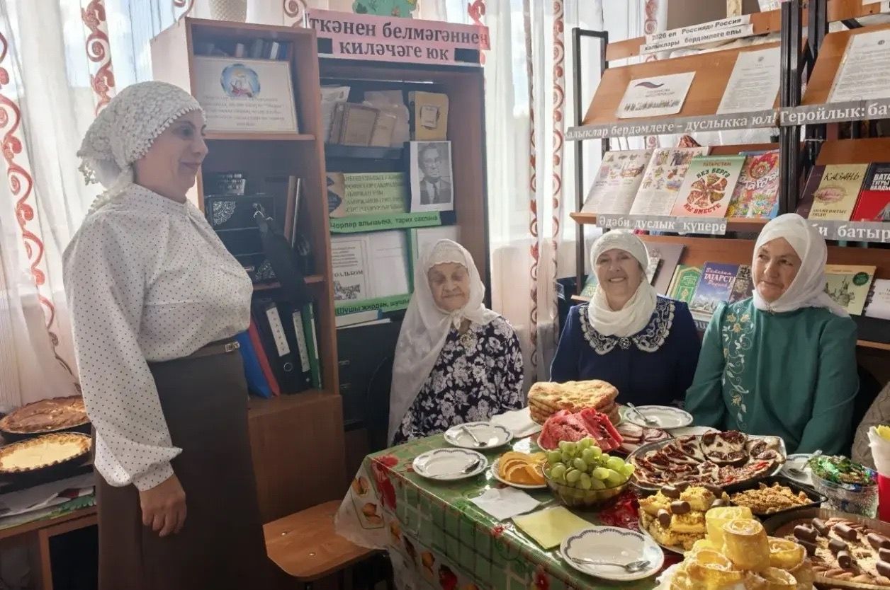 Морзаларда өлкәннәр хатирәләр уртаклашты