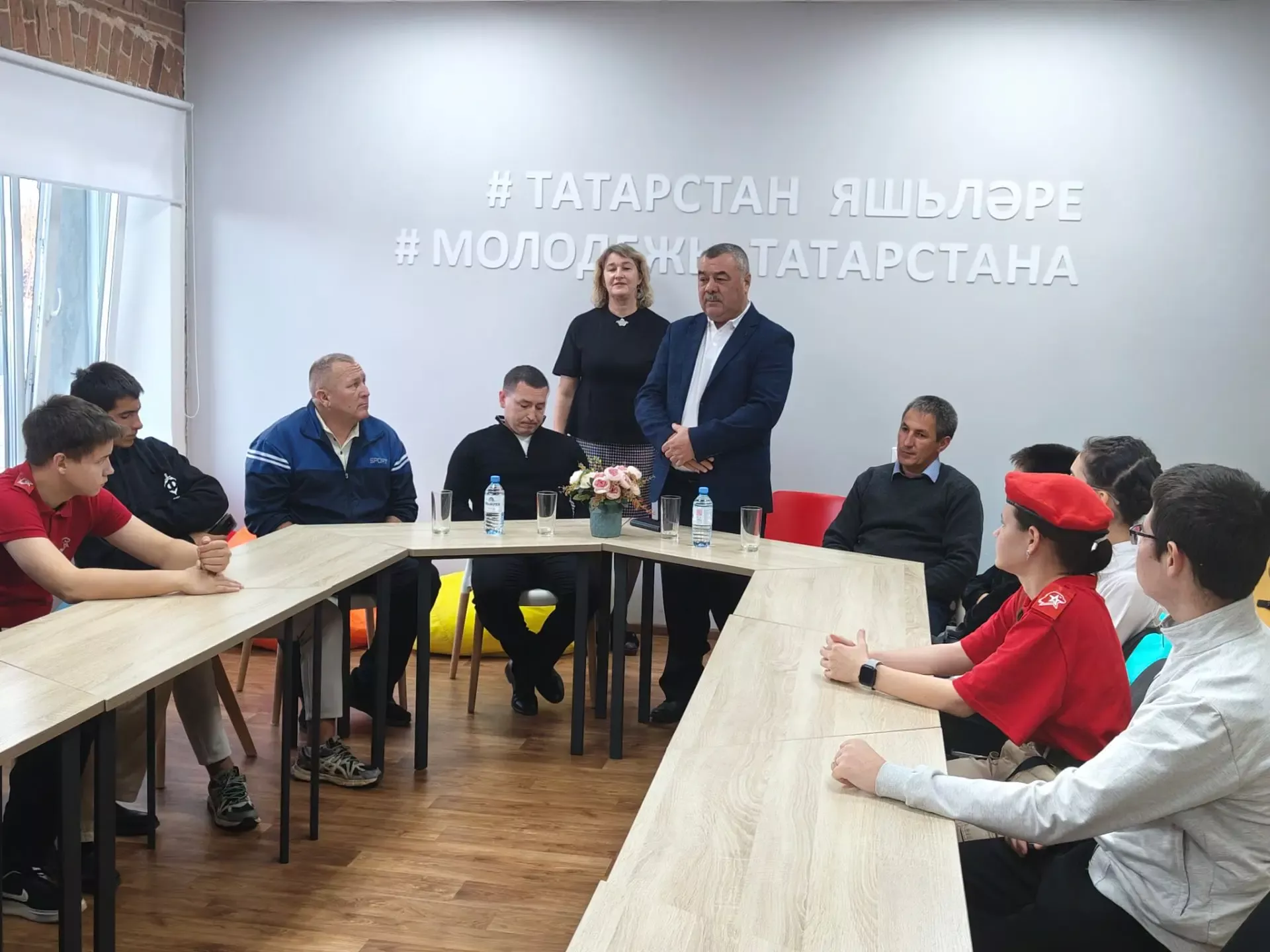 Мужество начинается с отца: урок для юнармейцев в Апастово