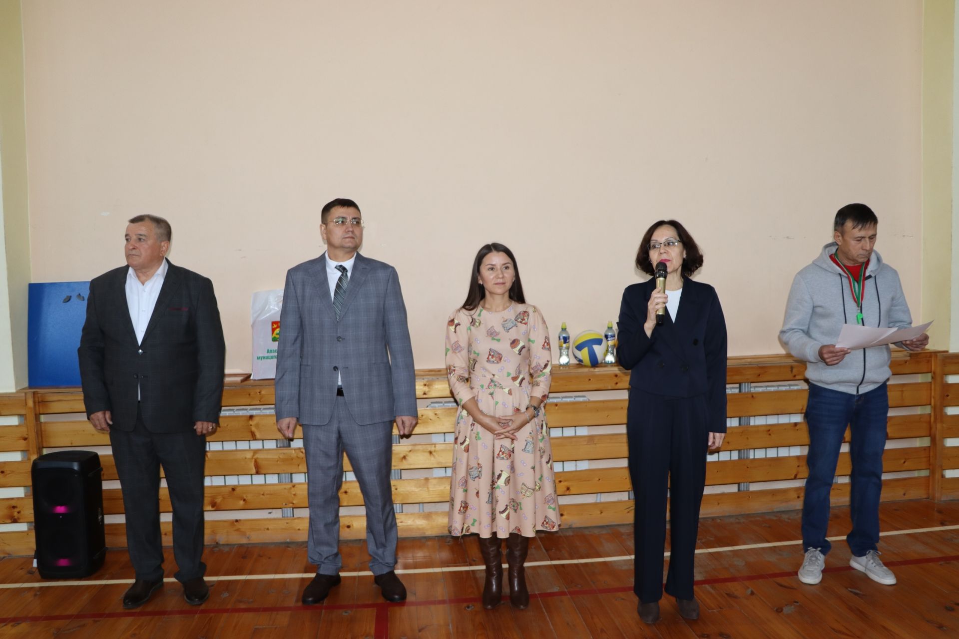 Биеш мәктәбендә Зөфәр Зәмдиханов Кубогына зонакүләм волейбол ярышлары уза