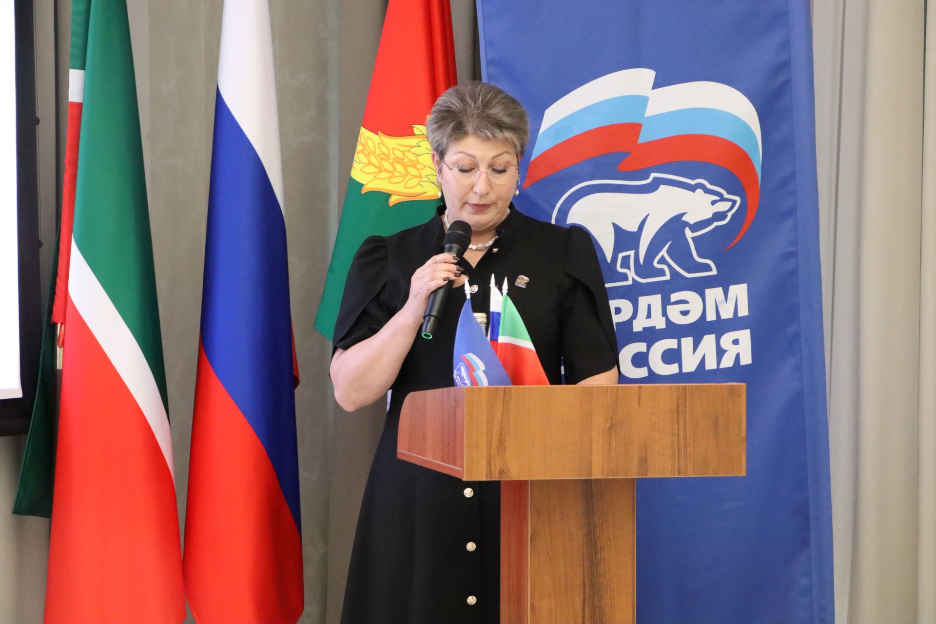 Апаста “Бердәм Россия» партиясенең беренчел бүлекчәләре секретарьлары семинары узды
