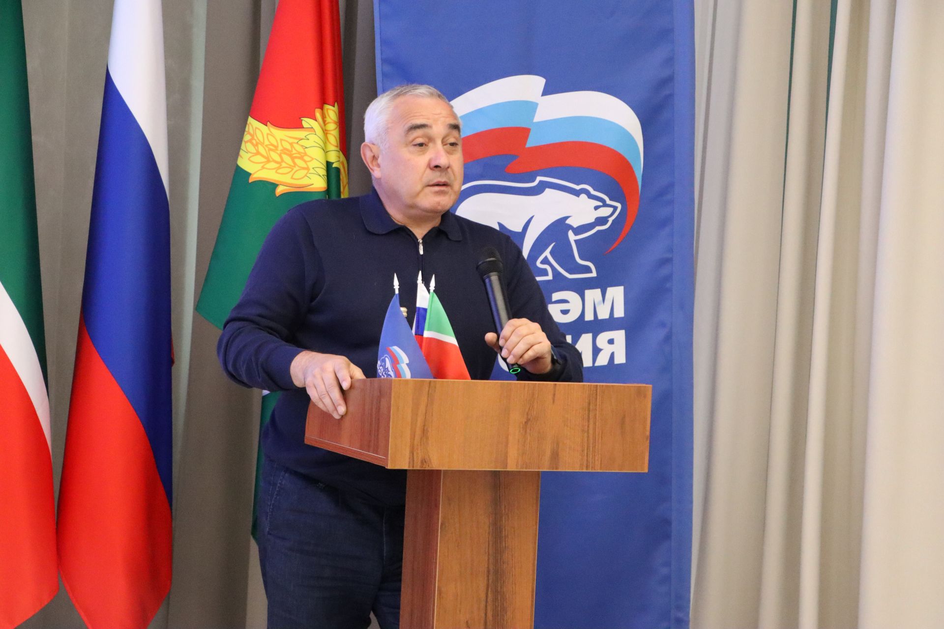 Апаста “Бердәм Россия» партиясенең беренчел бүлекчәләре секретарьлары семинары узды