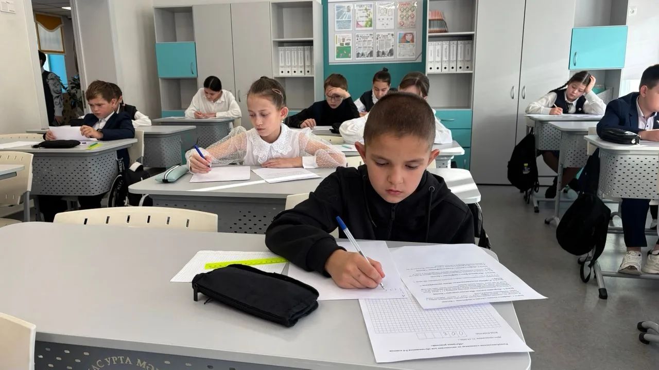 Апаста математика фәненнән республика олимпиадасы узды