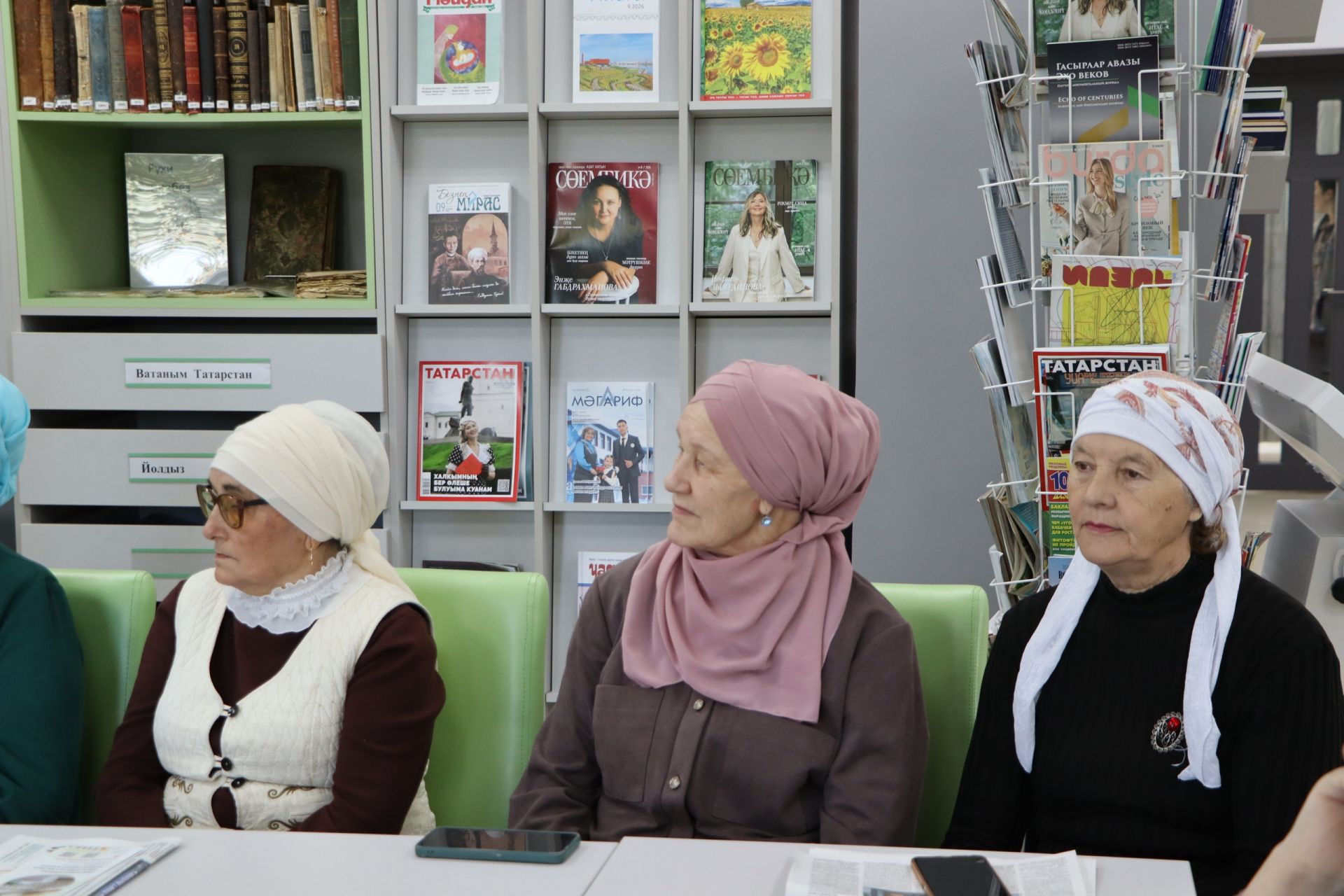 Апаста өлкәннәрнең хокуклары турында сөйләштеләр