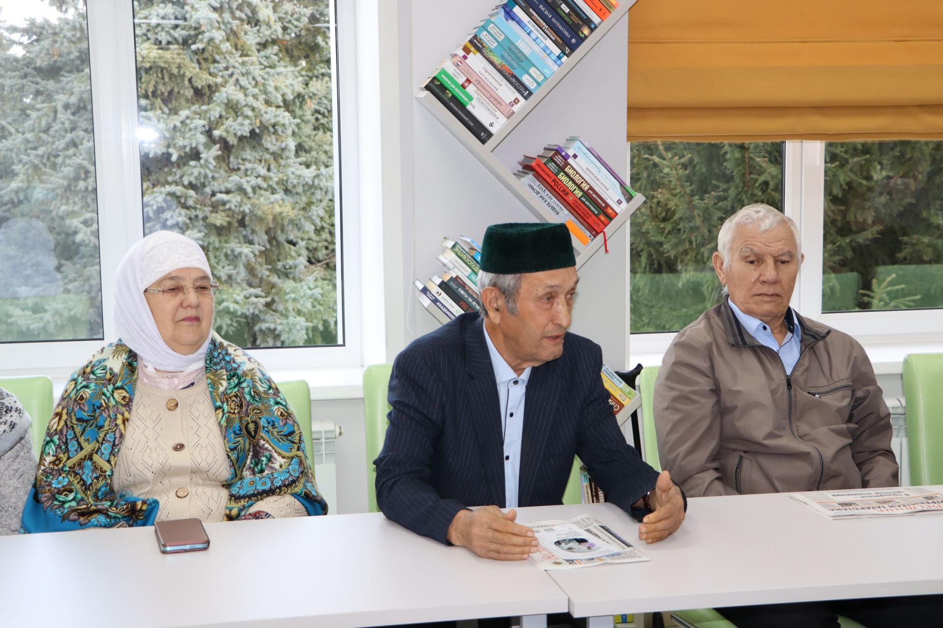 Апаста өлкәннәрнең хокуклары турында сөйләштеләр