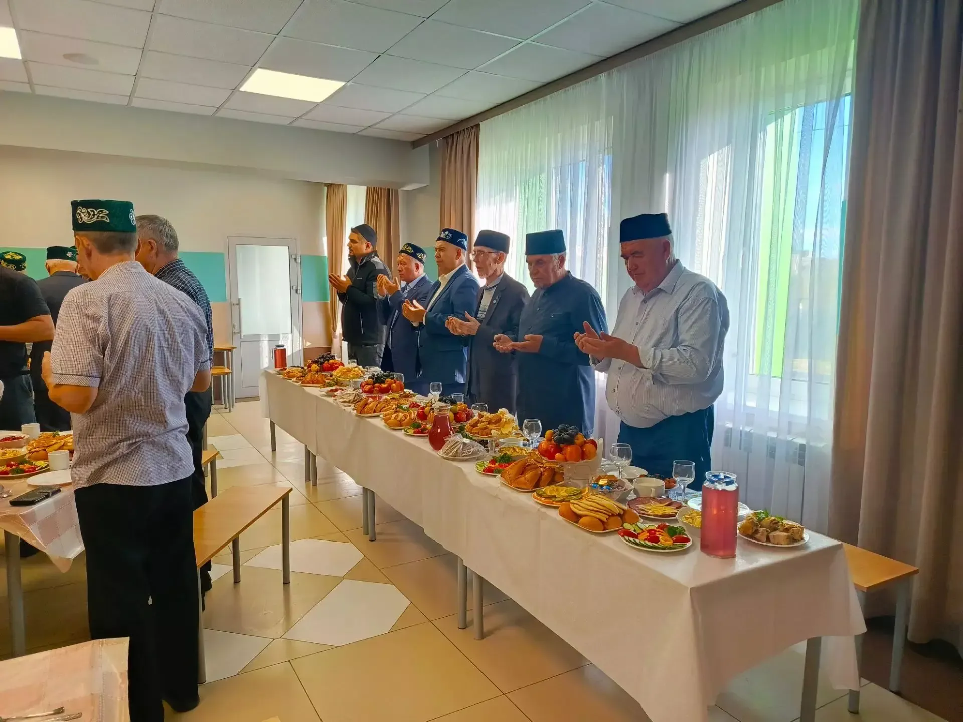 Апас аграр көллиятендә Корбан ашы
