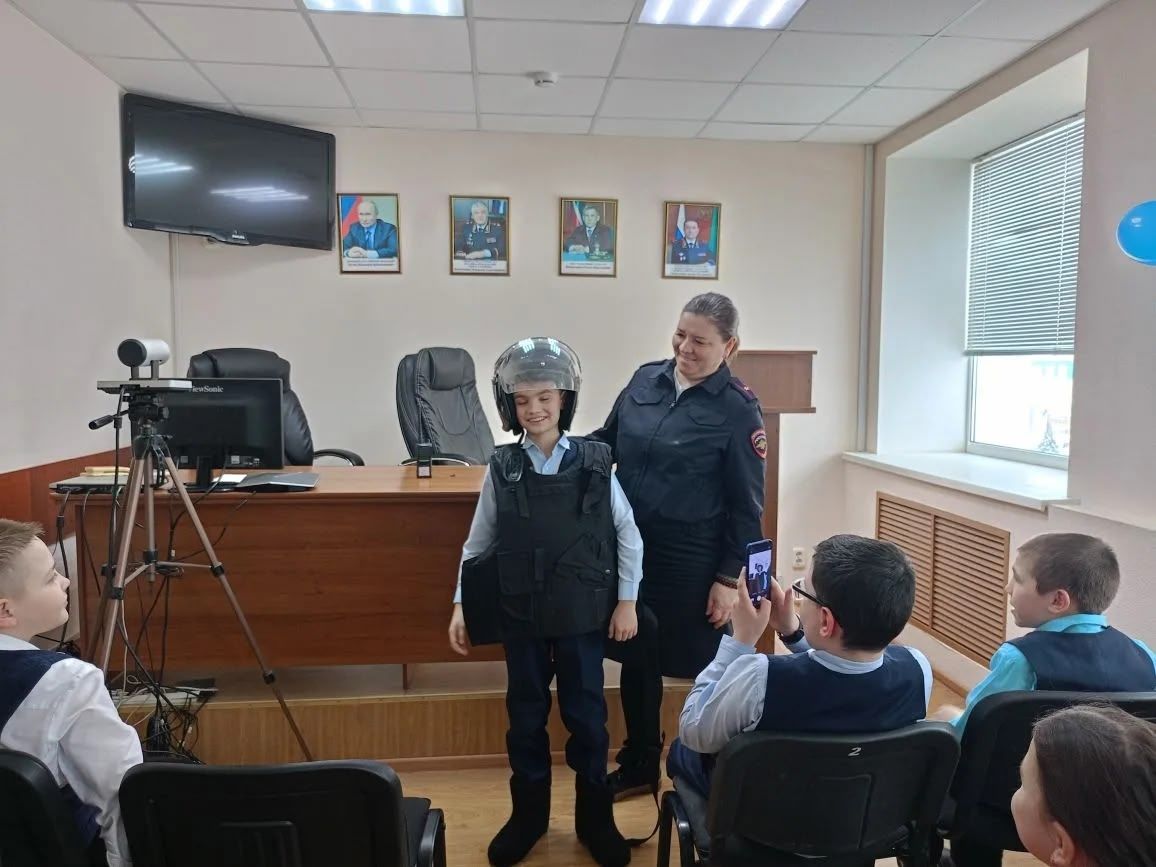 Апас укучылары эчке эшләр бүлегендә экскурсиядә булдылар