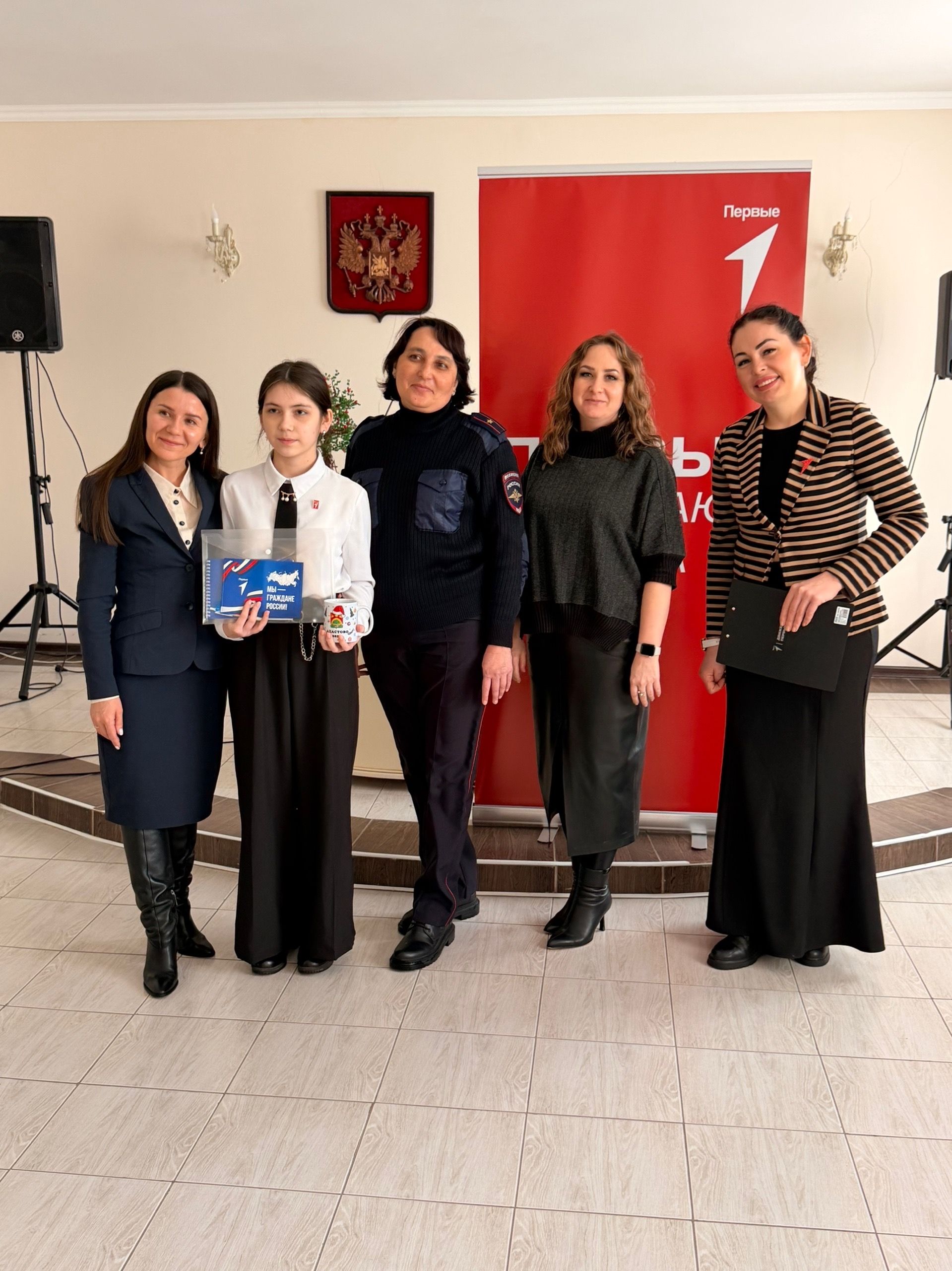 Яшь апаслылар паспортлар алды