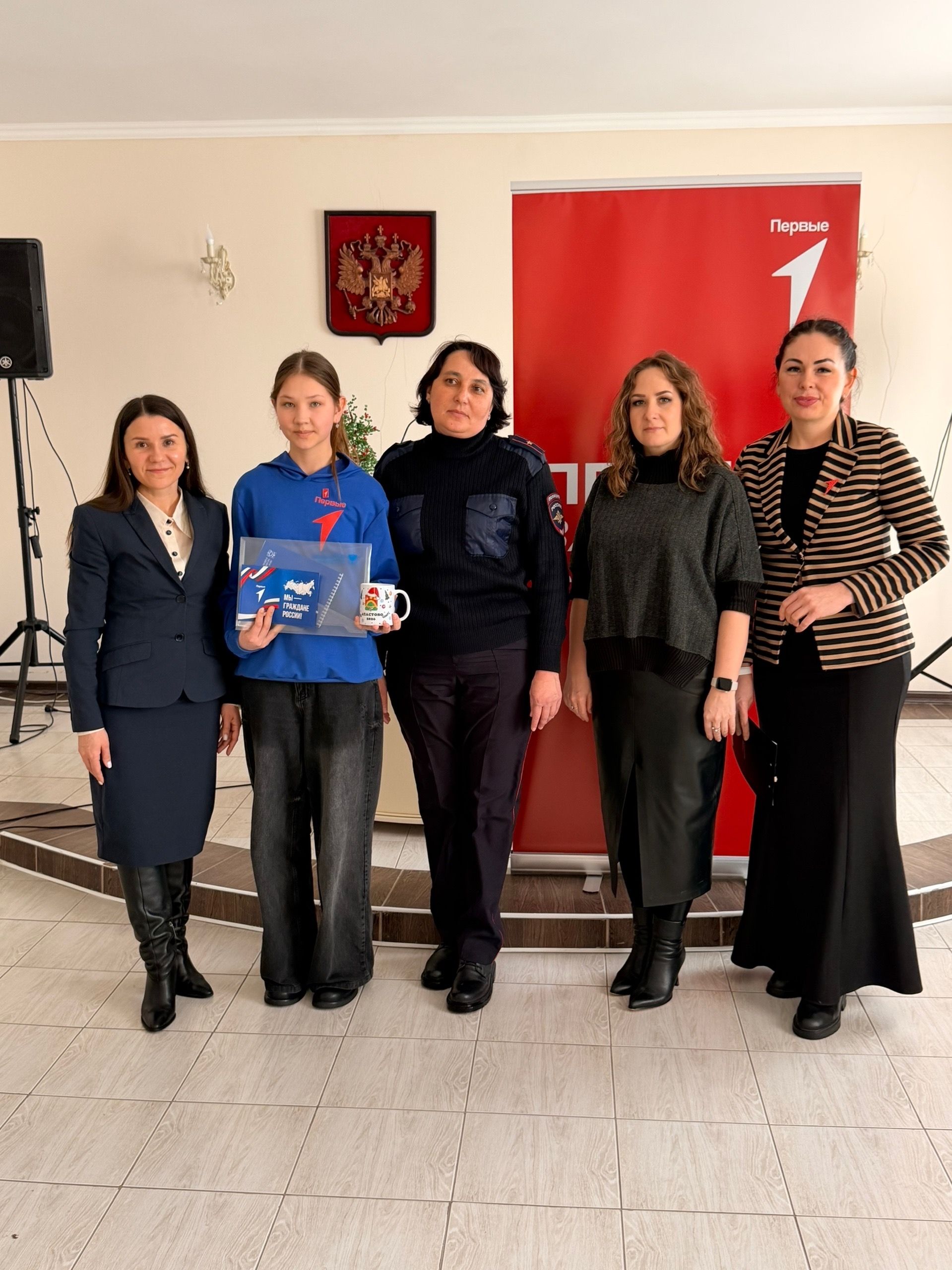 Яшь апаслылар паспортлар алды
