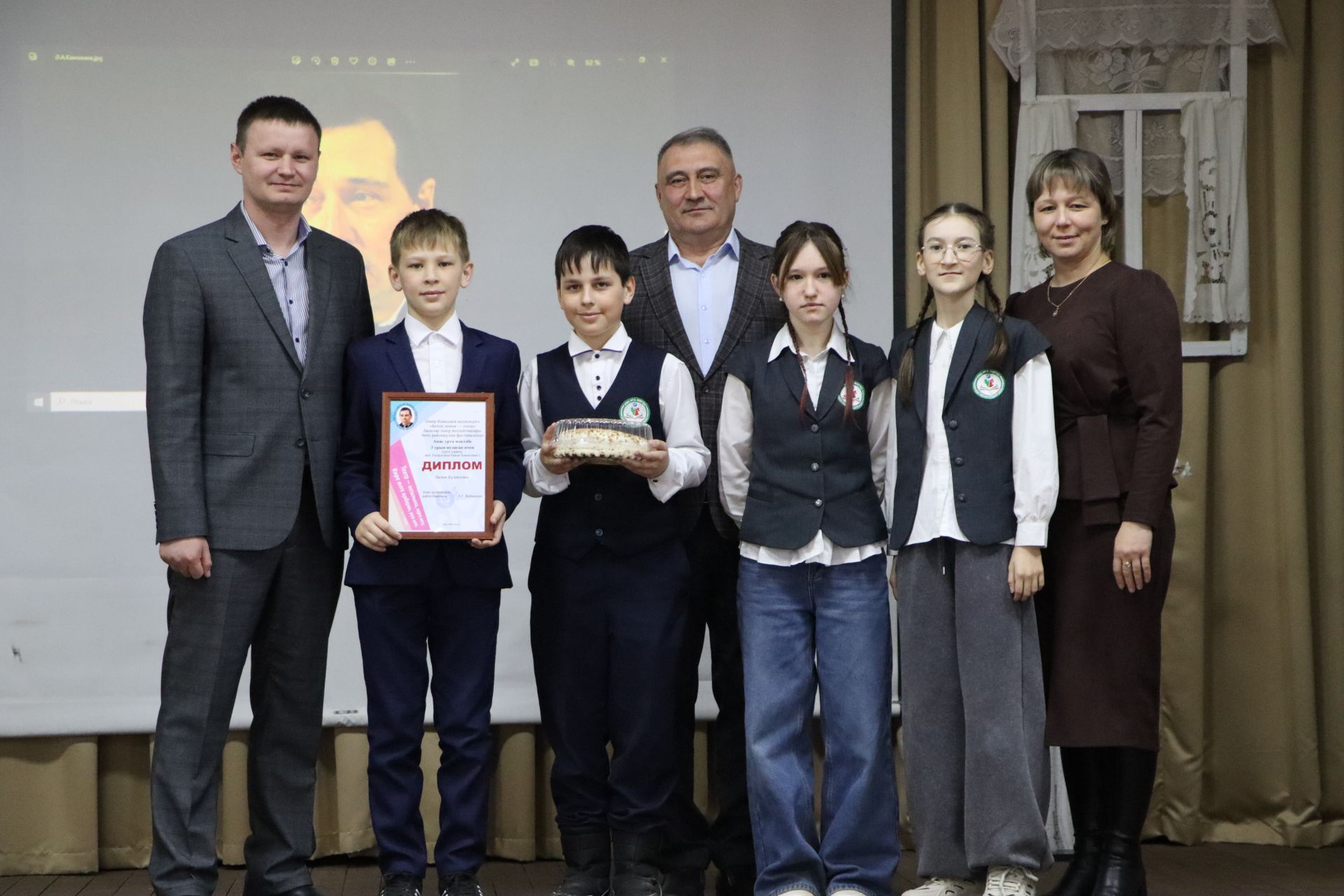 Апаста районкүләм балалар театры фестивале узды