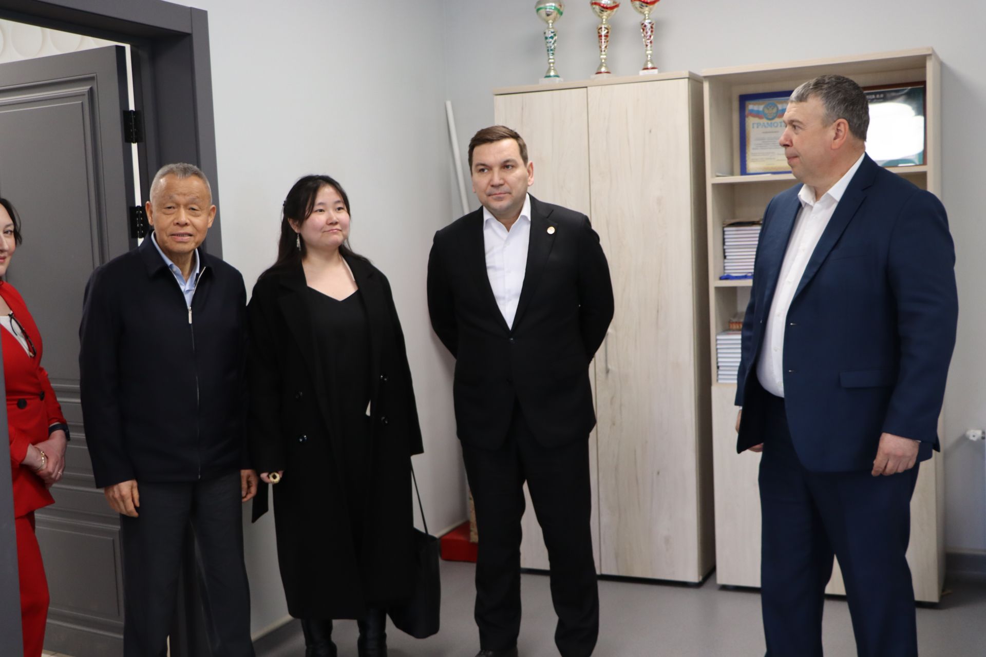 Апаска Кытай Халык Республикасы вәкилләре килде