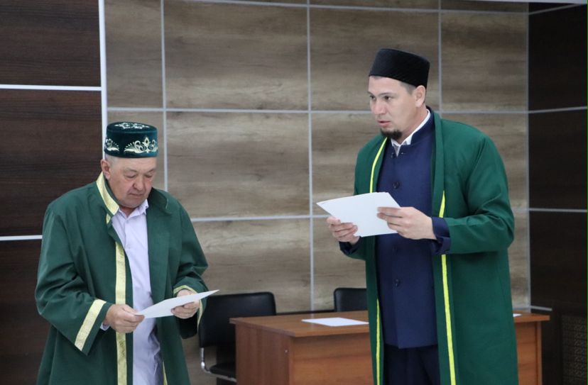 Апаста дин әһелләренең киңәйтелгән утырышы узды