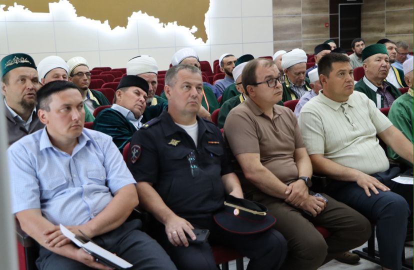 Апаста дин әһелләренең киңәйтелгән утырышы узды