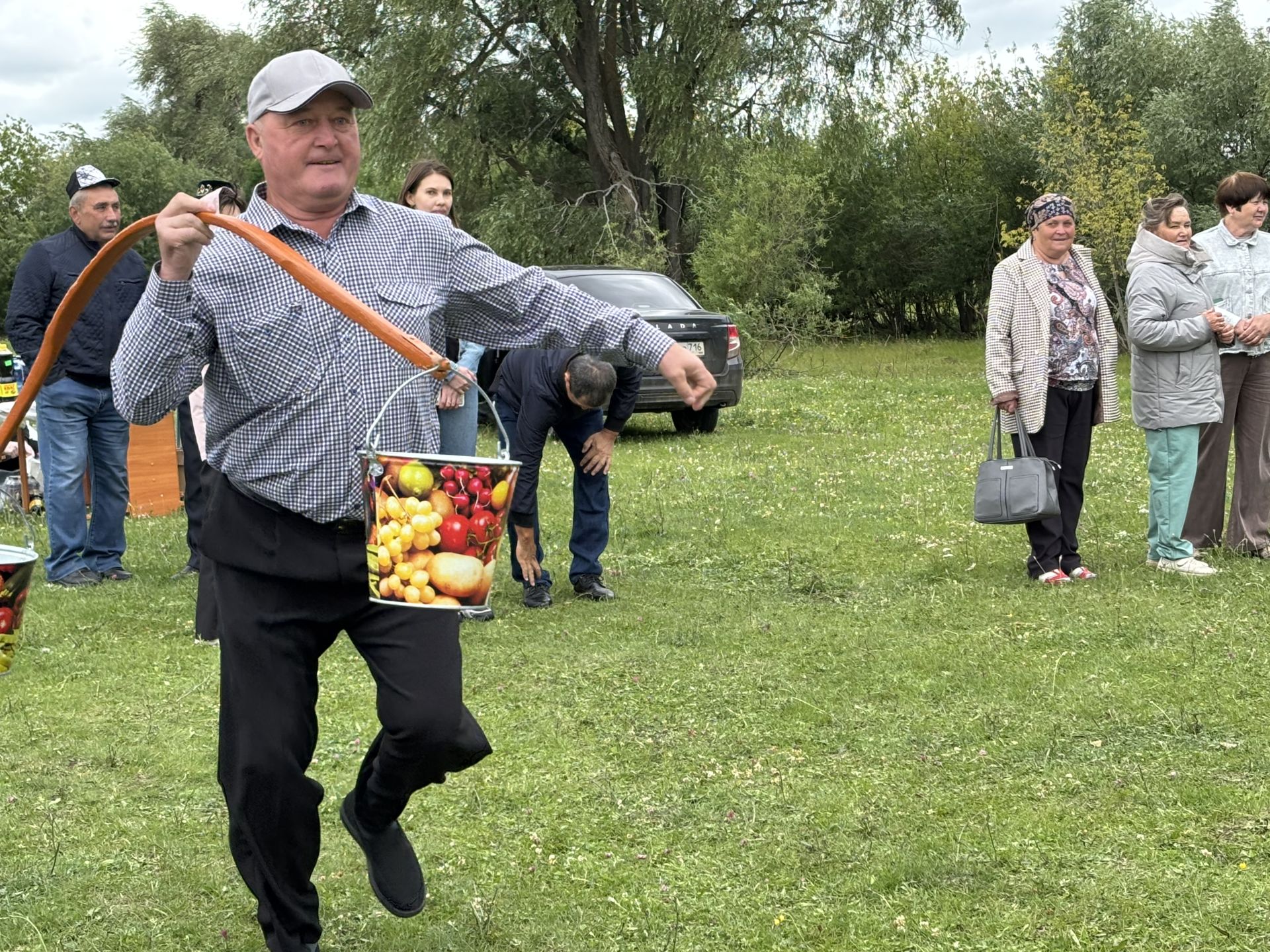 Иске Әнәле авылында Авыл көне узды