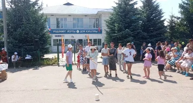 “Авылда рәхәт” лагереның соңгы көне Сабантуй белән тәмамланган