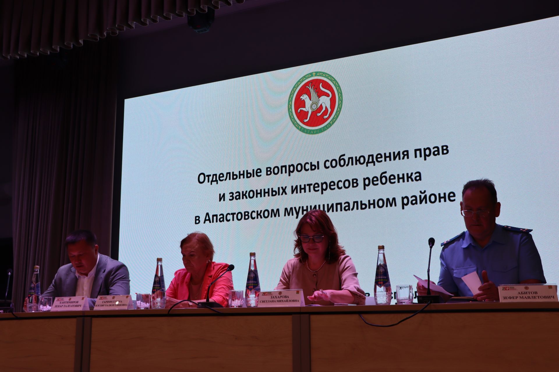 Республика вәкилләре Апас аграр көллиятендә эшлекле очрашу үткәрде