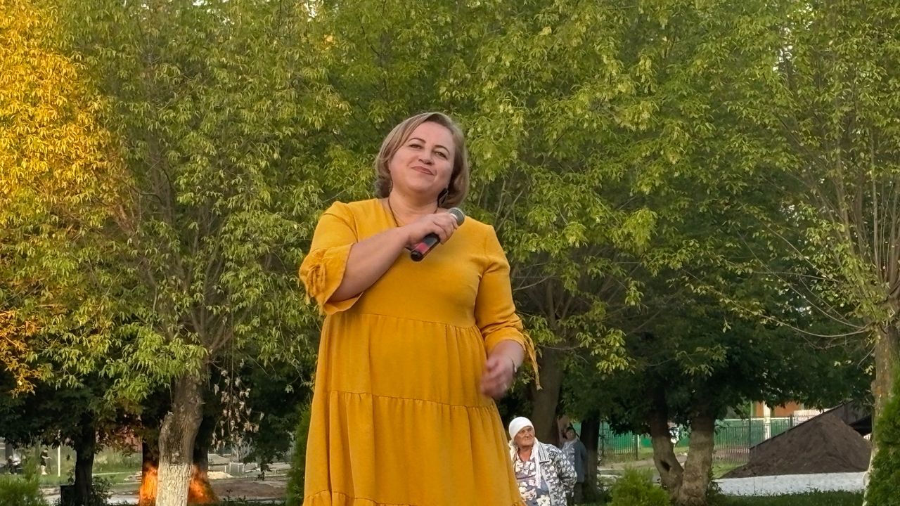 Апасның Үзәк ял паркында кичке концертлар дәвам итә