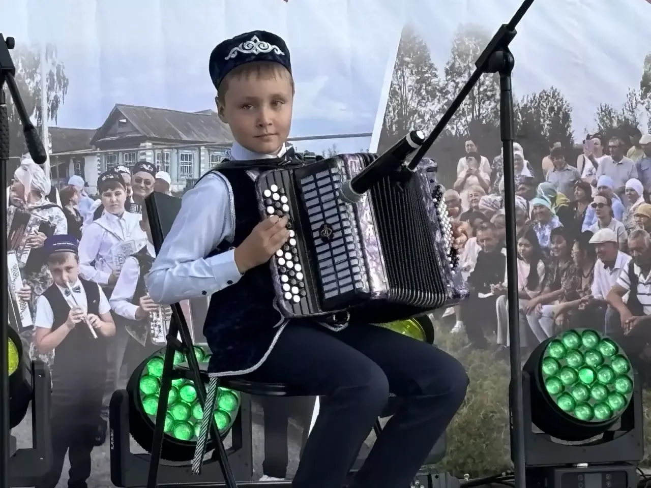 Шәмәк авылында «Гармун моңы - йөрәк җыры» фестивале һәм «Авыл көне» узды