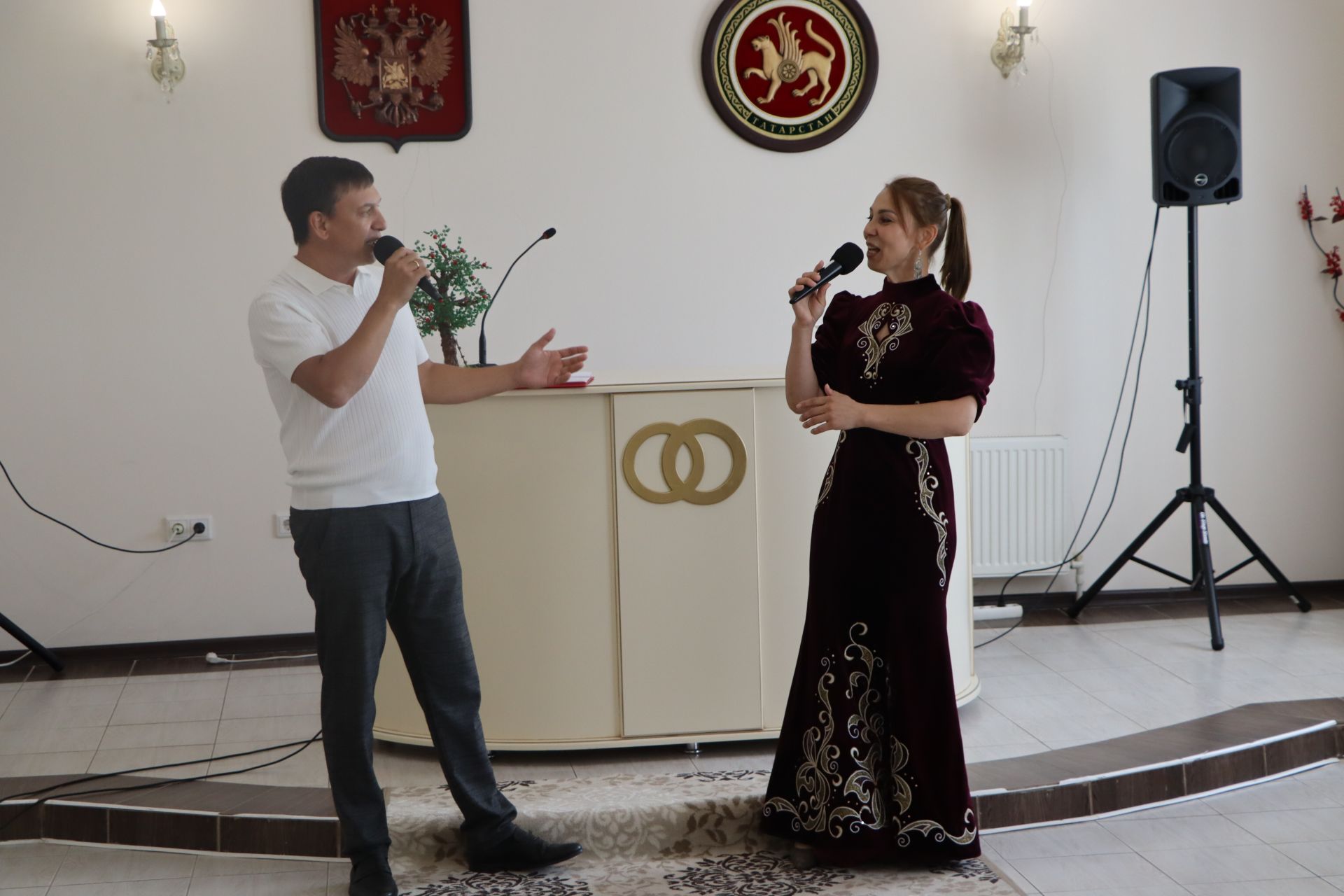 Район дүртенче балалары туган ике гаилә акчалата сертификатка ия булды