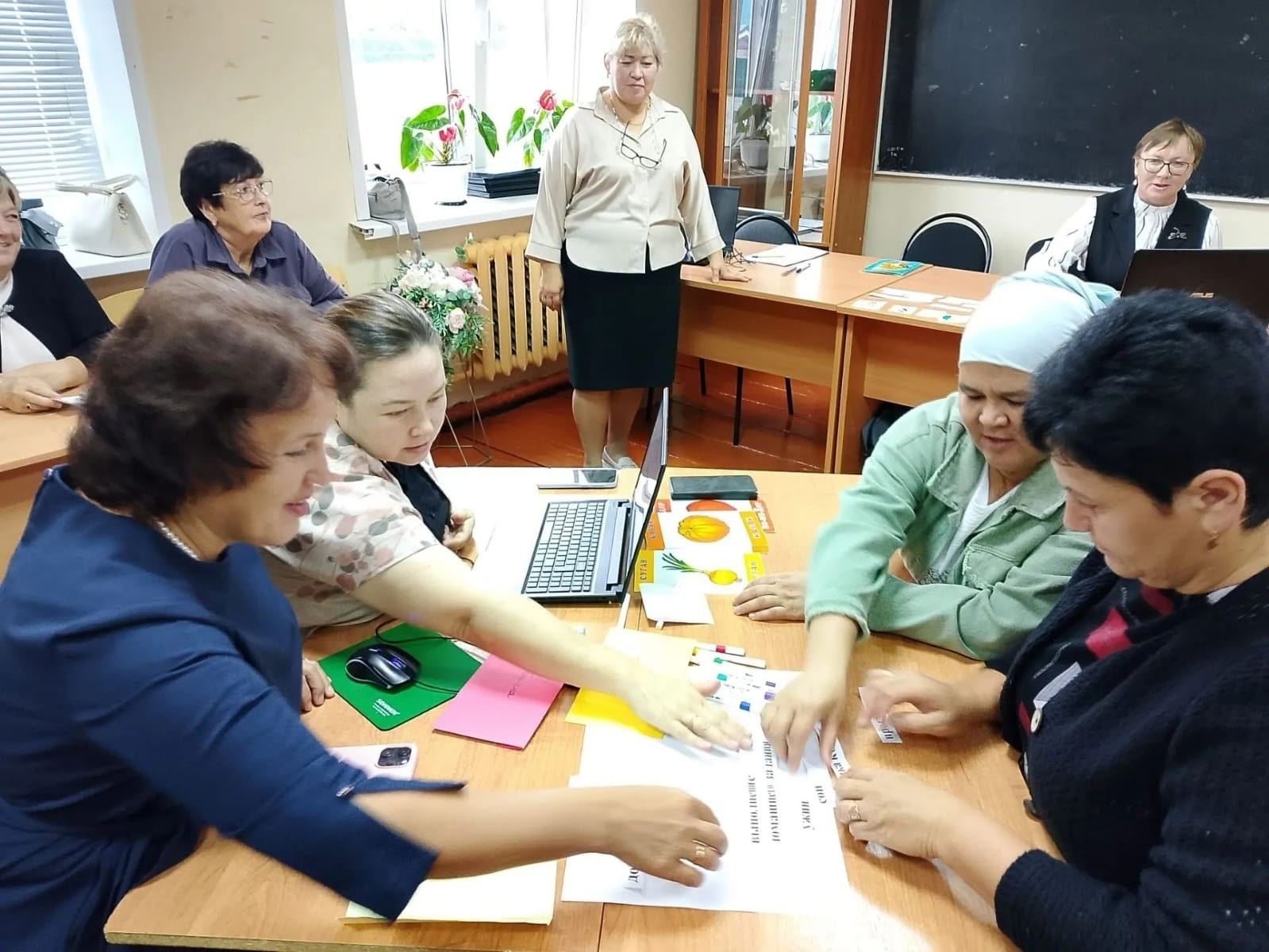 В Апастовском районе обсудили роль современного учителя начальной школы в рамках августовской конференции