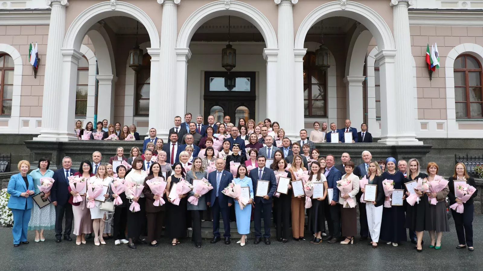 Гөлүсә Галләмова - республика конкурсы җиңүчесе