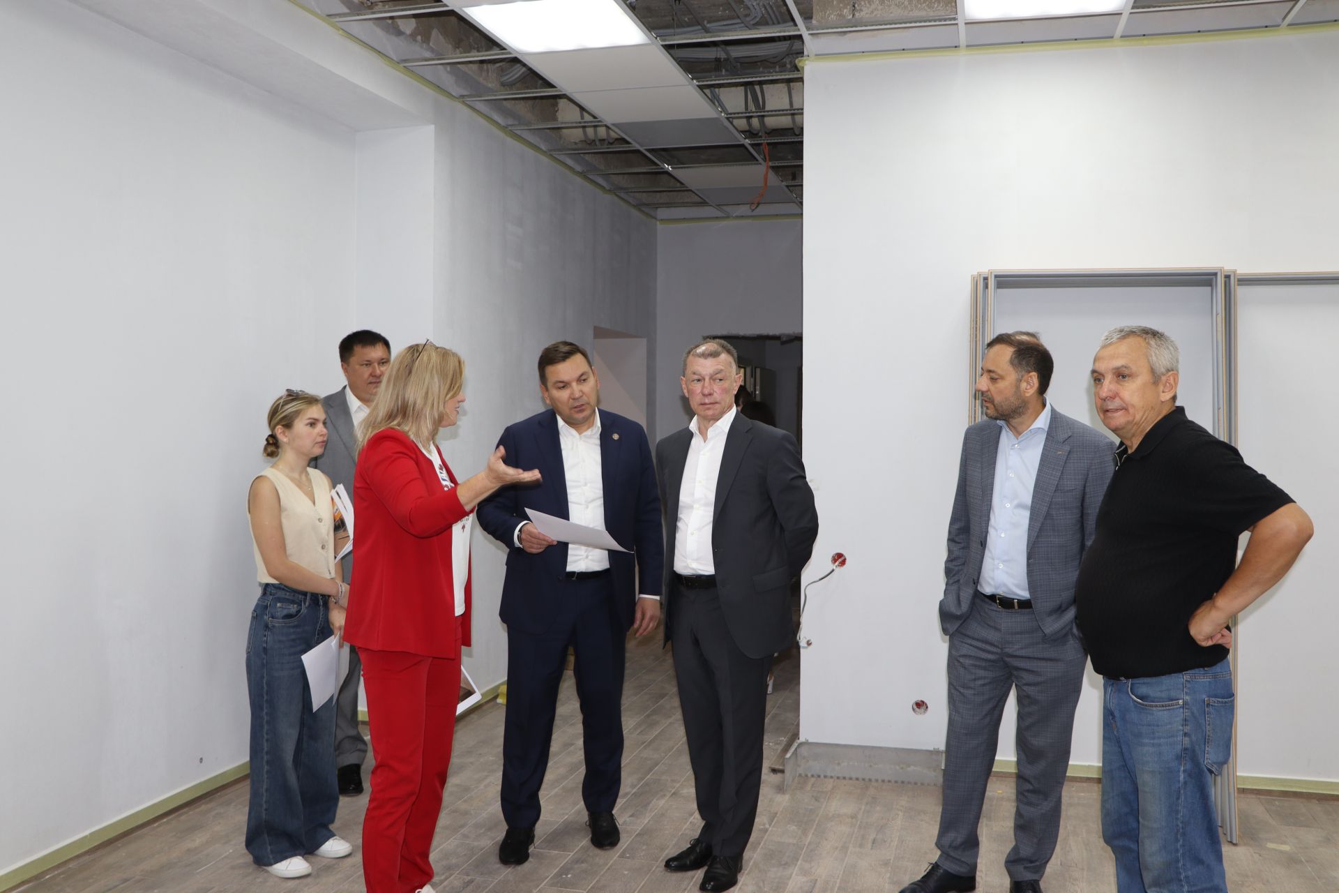 Апаска эш визиты белән Россия Дәүләт  Думасының икътисади сәясәт комитеты рәисе Максим Топилин килде